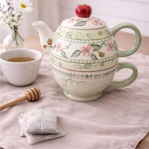 Floral Ceramic Teapot